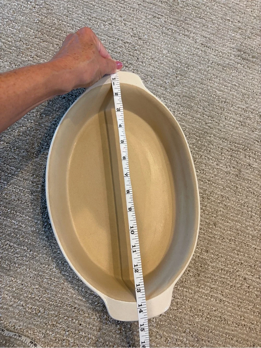 NWOT Pampered Chef “ New Traditions” Oval Casserole dish.